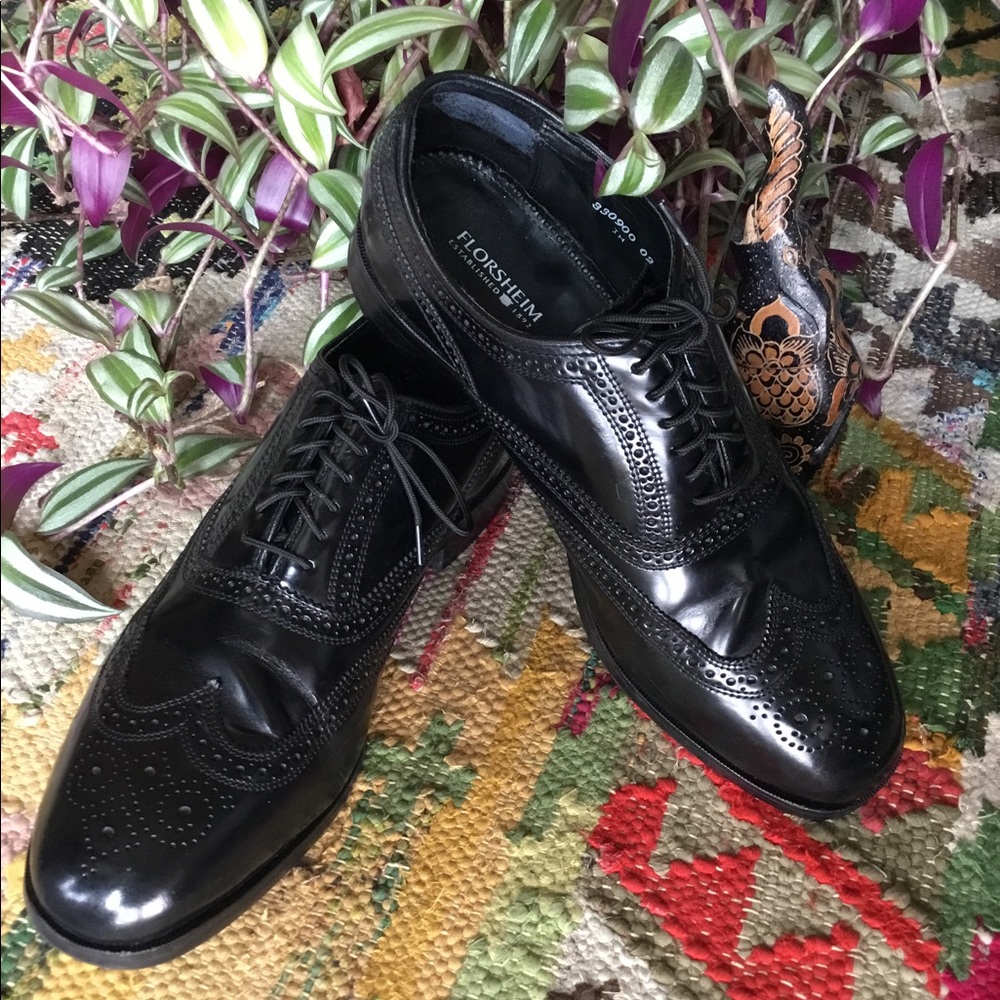 Florsheim by Cole Haan  Black Wingtip Oxfords S11